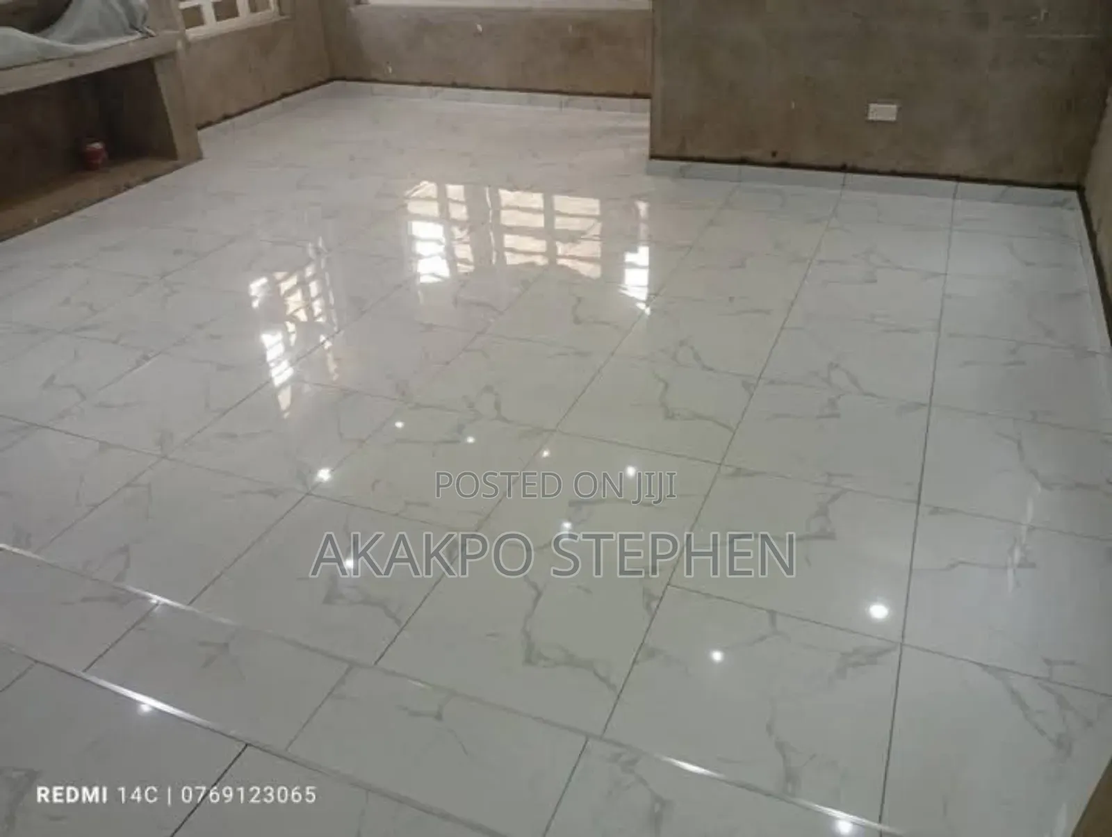 Master Hands in Tiling
