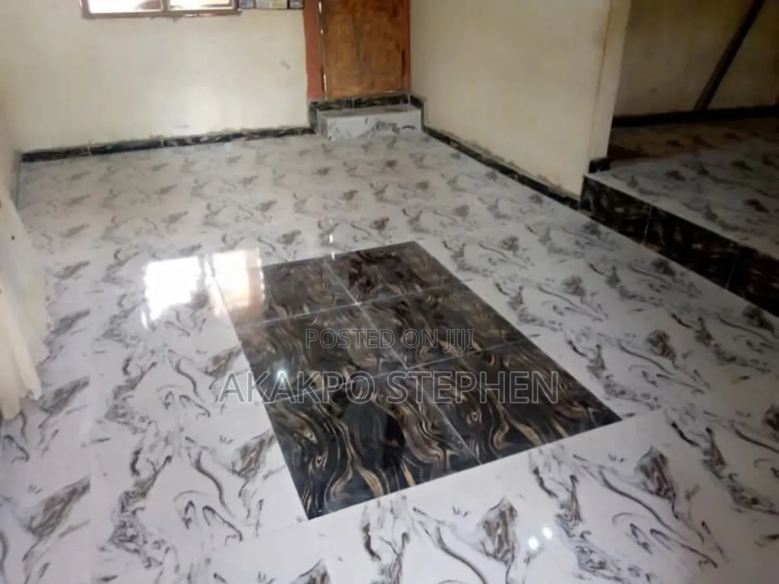 Master Hands in Tiling