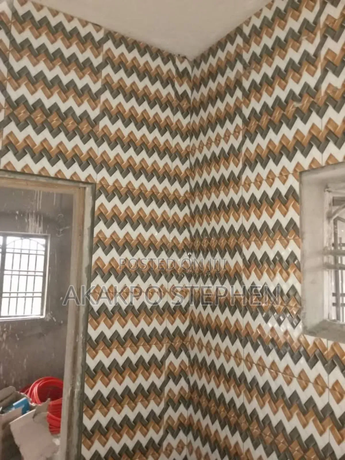 Master Hands in Tiling