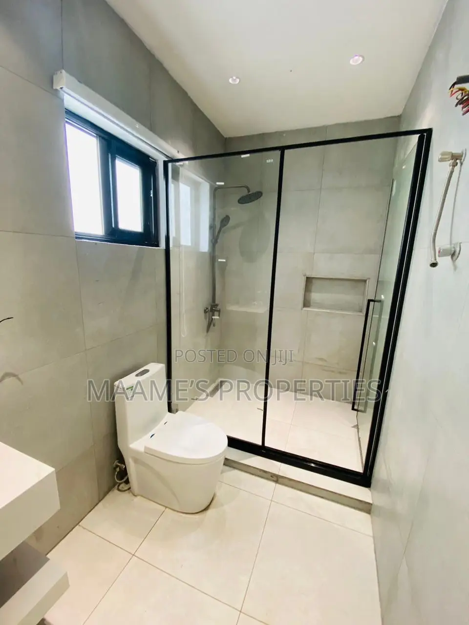 4bdrm Duplex in Adenta for sale