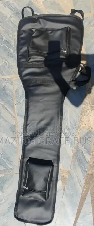 Bass Guitar Bag (Leather)