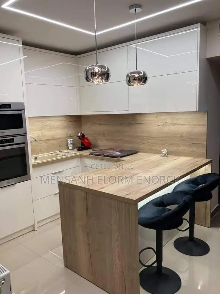 Kitchen Cabinets Installation