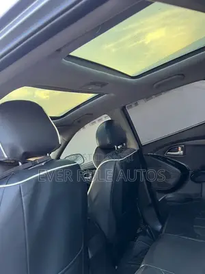 Hyundai Tucson Limited AWD 2013 Silver