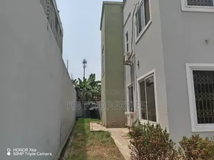 4bdrm Duplex in Kb Properties, Spintex for sale