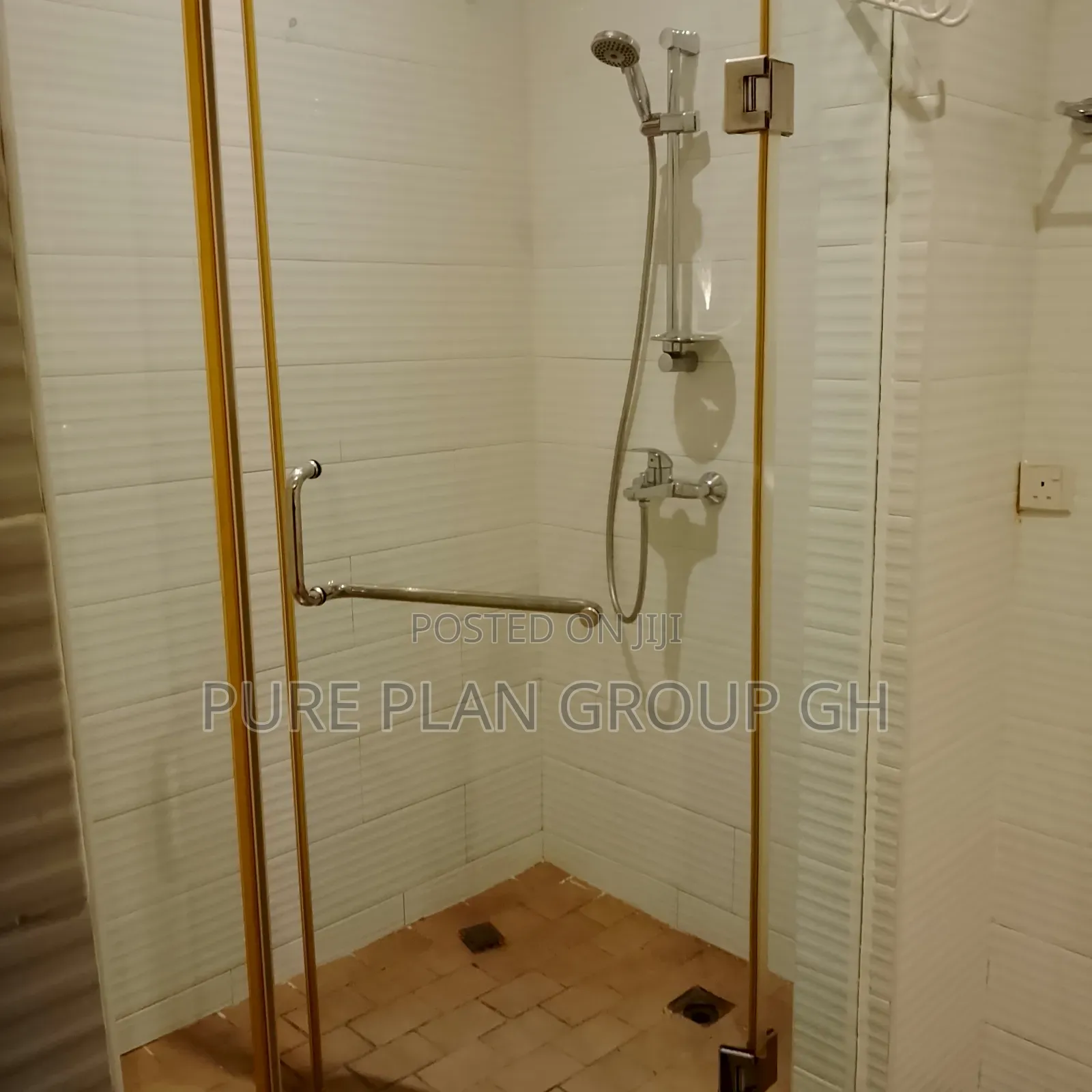 Furnished 2bdrm Townhouse / Terrace in North Airport for rent