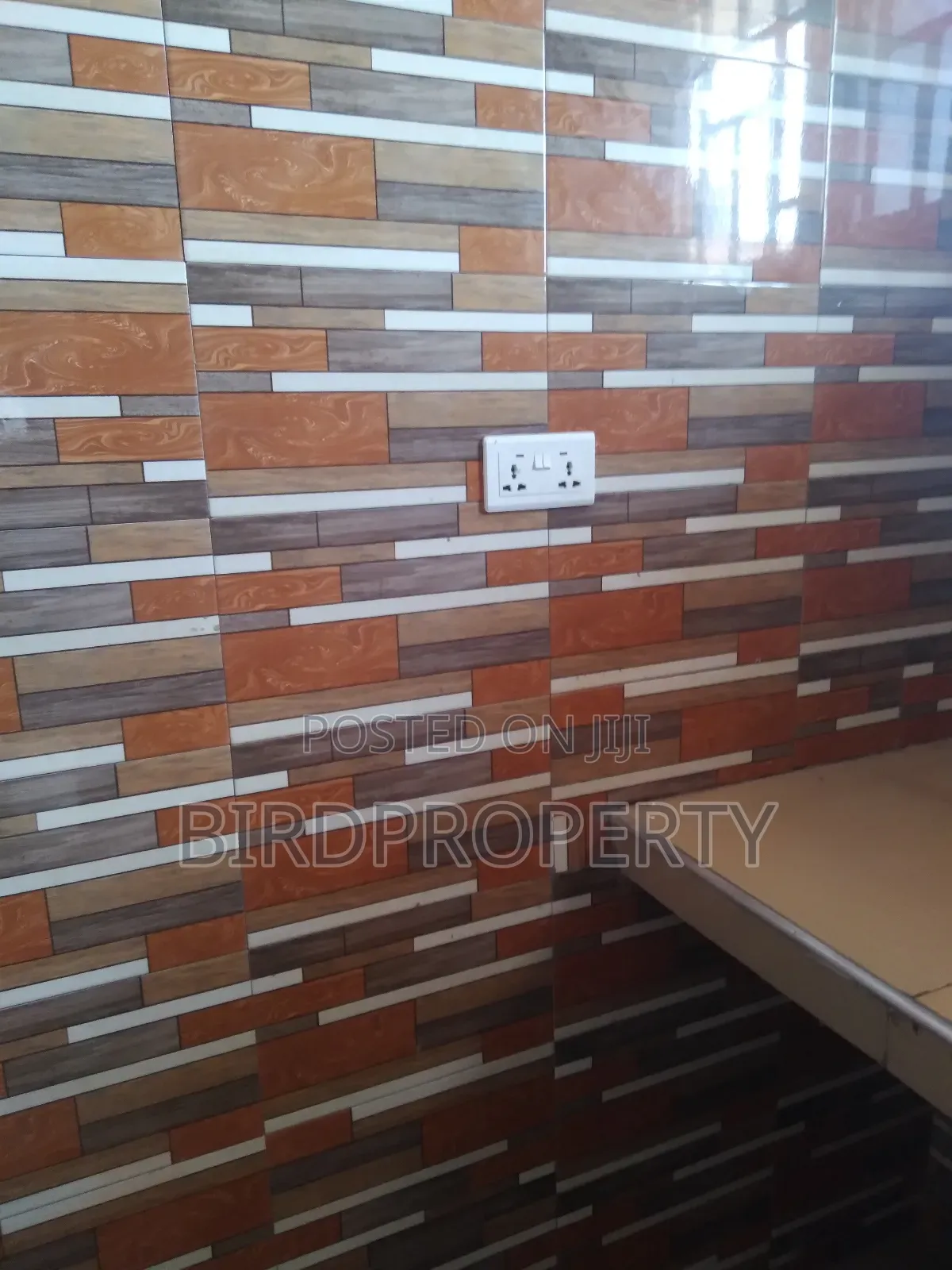 1bdrm Apartment in Bird-Group, School Junction for rent