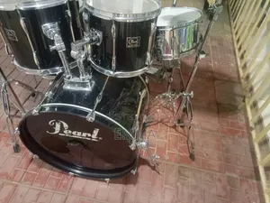 Pearl Drums