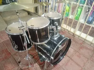 Pearl Drums