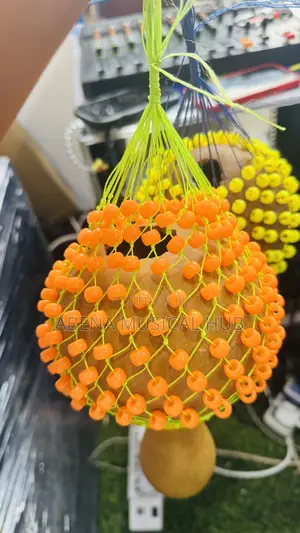 Local Maracas Small Size