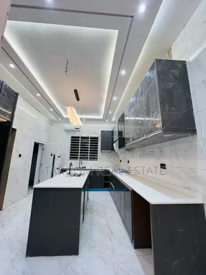 3bdrm Duplex in East Legon Hills for sale