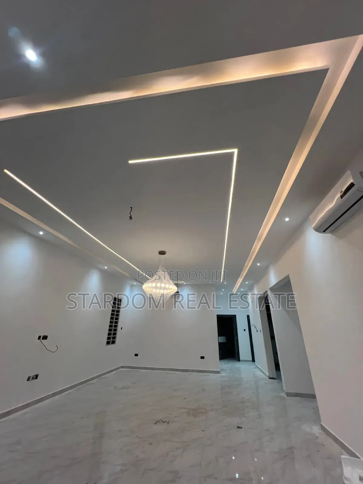 3bdrm Duplex in East Legon Hills for sale