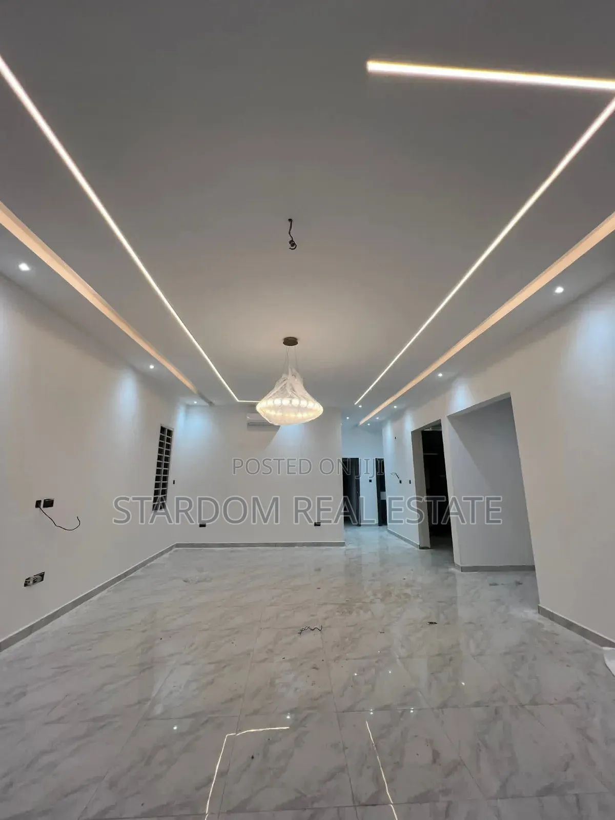 3bdrm Duplex in East Legon Hills for sale