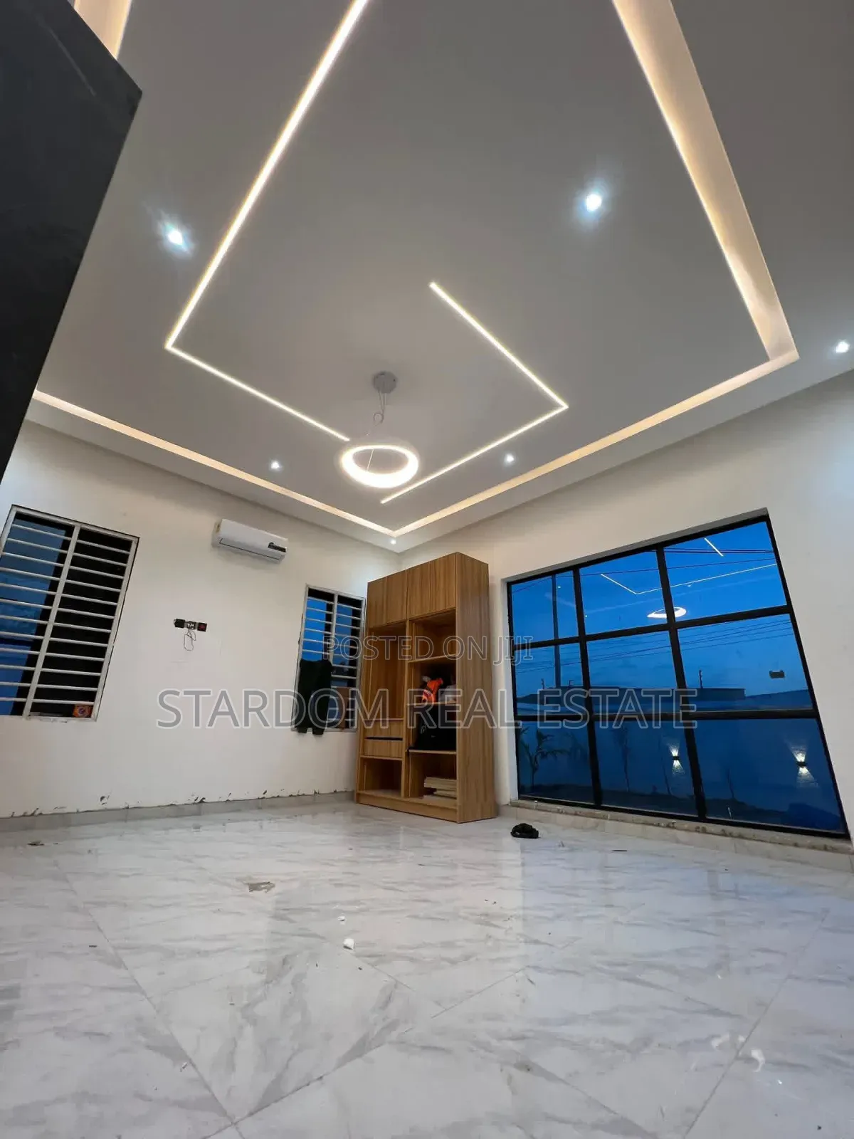 3bdrm Duplex in East Legon Hills for sale