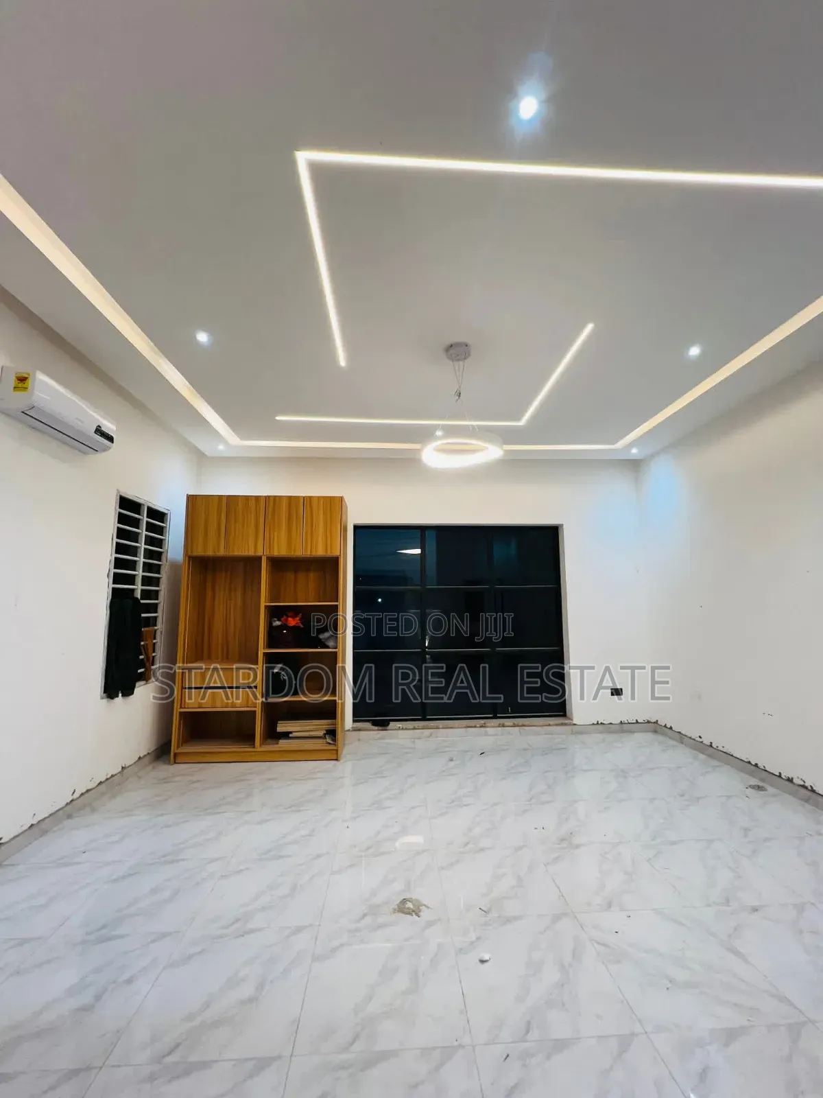 3bdrm Duplex in East Legon Hills for sale