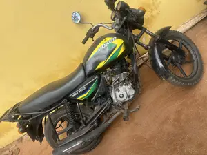 Bajaj Boxer 150 UG 2024 Black