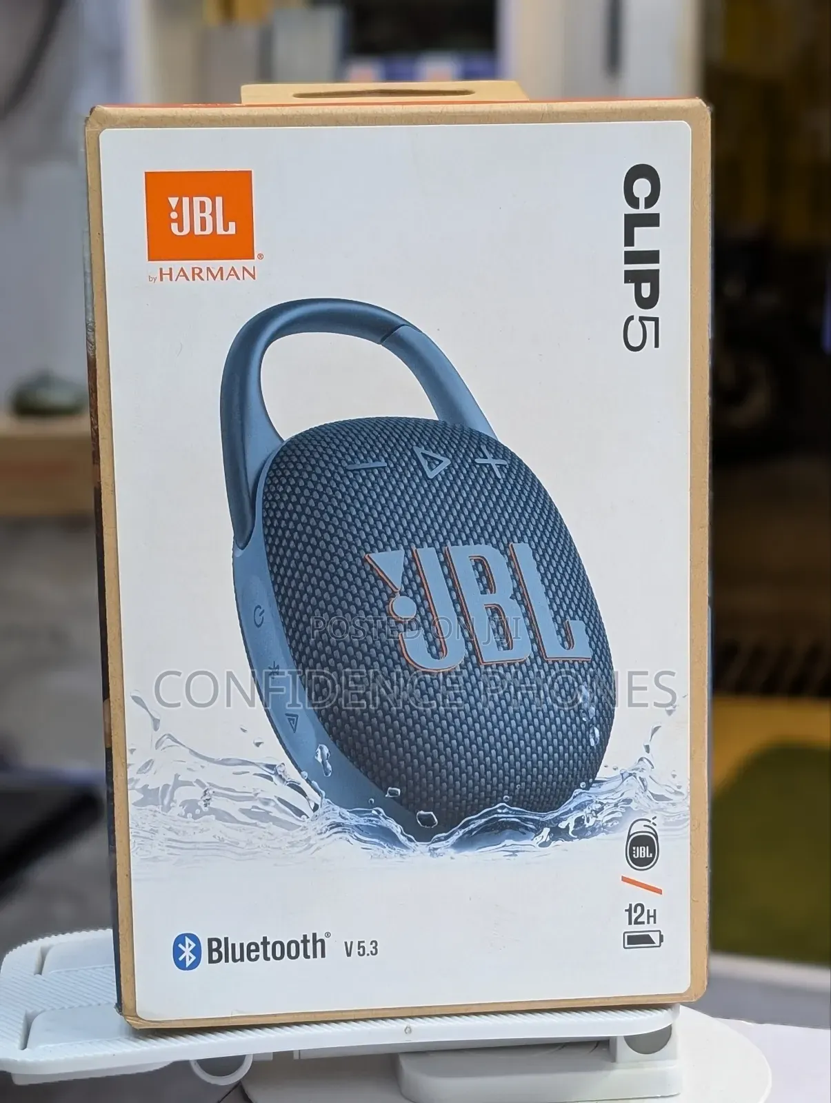 JBL Clip 5