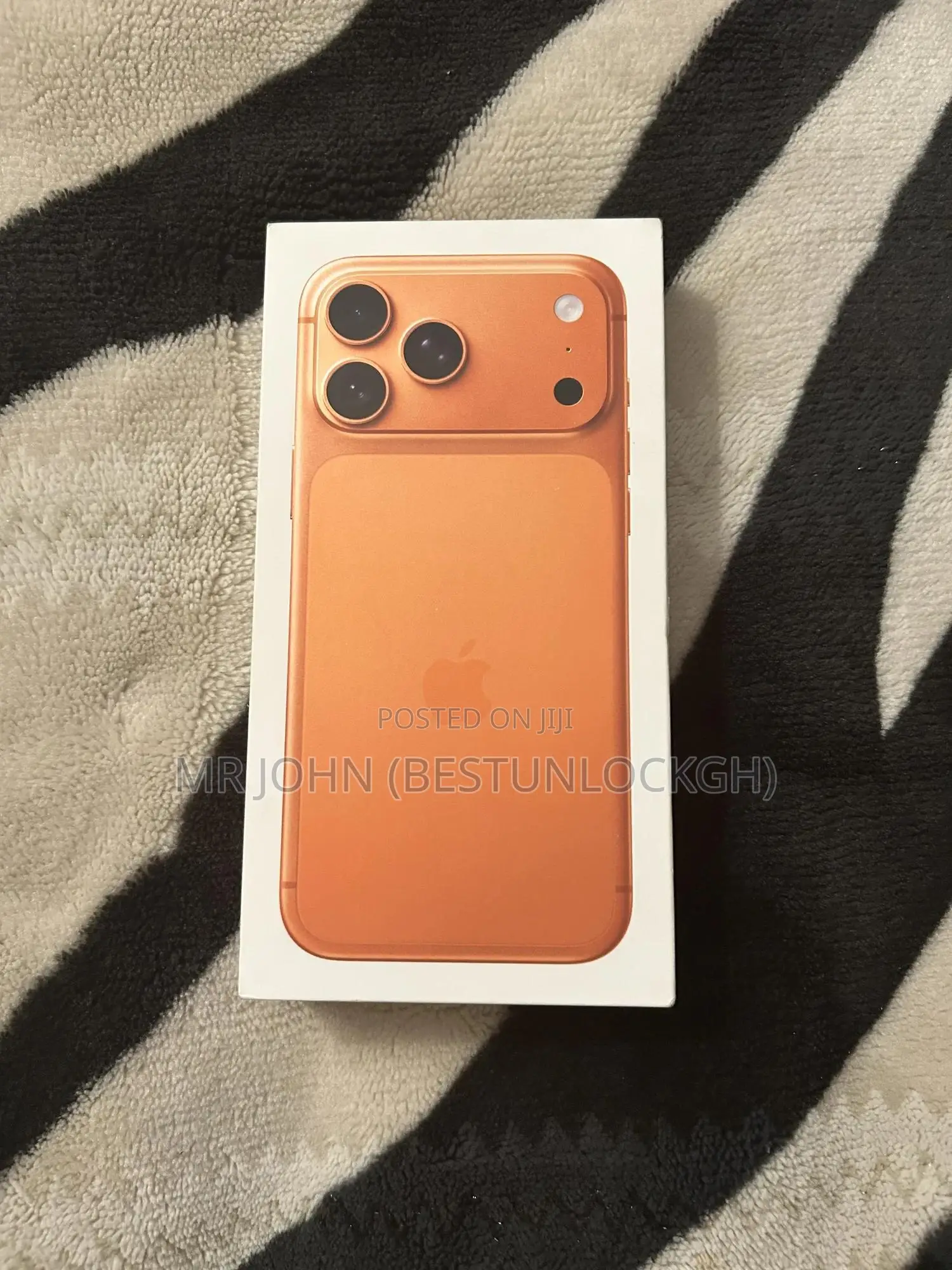 New Apple iPhone 17 Pro Max 1 TB Orange