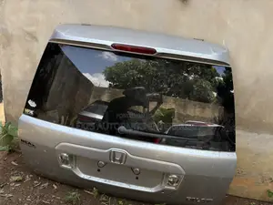 Honda Pilot 2002,2003,2004,2005 Boot / Tailgate Available