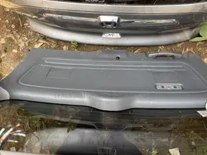 Honda Pilot 2002,2003,2004,2005 Boot / Tailgate Available