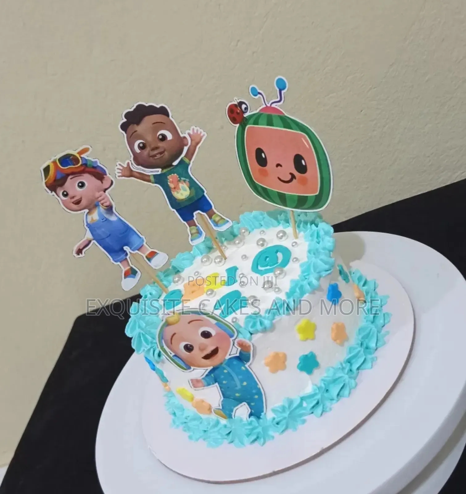 Birthday / Photoshoot Cake