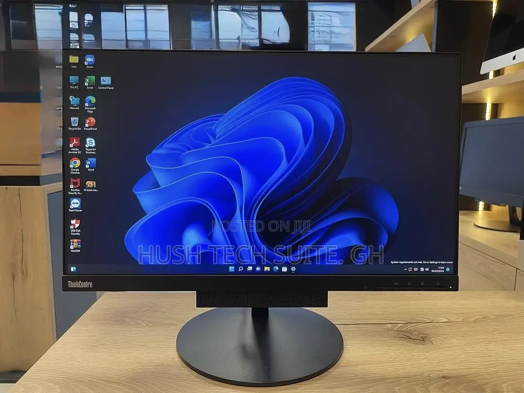 Lenovo ThinkCentre 24 8GB Intel Core i5 SSHD (Hybrid) 500GB