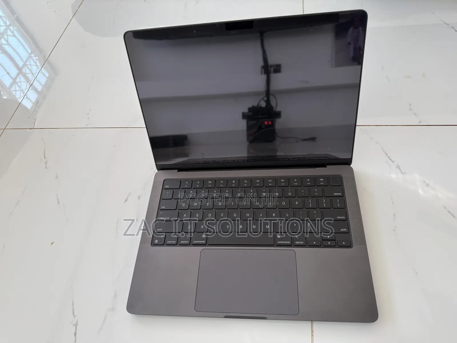 Laptop Apple MacBook Pro 2024 M4 Pro 14-Inch 24GB SSD 1T