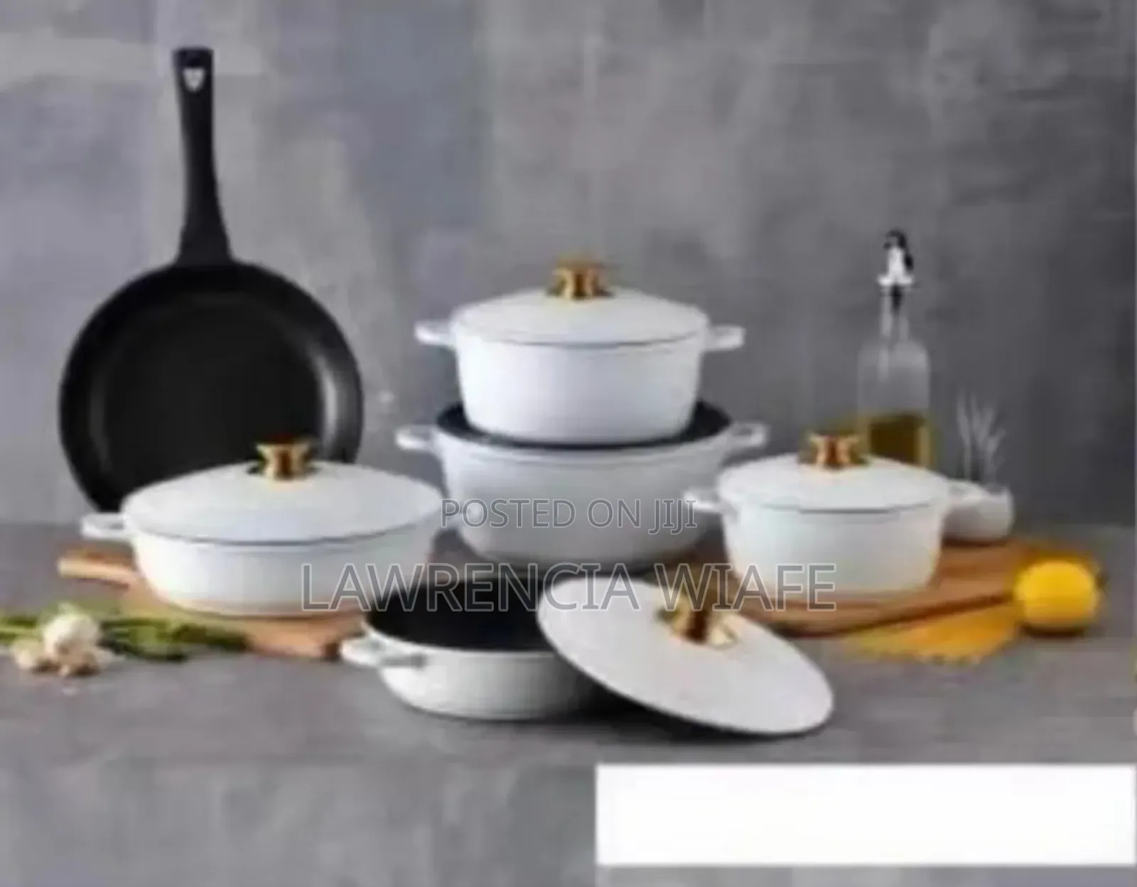 11pcs Caste Iron Cookware Set