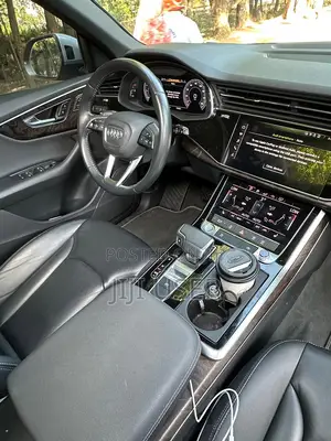 Audi Q8 55 Premium AWD quattro 2020 Gray
