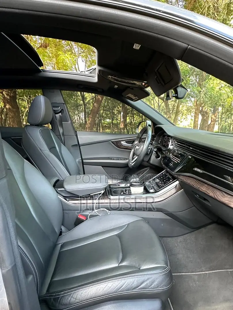 Audi Q8 55 Premium AWD quattro 2020 Gray