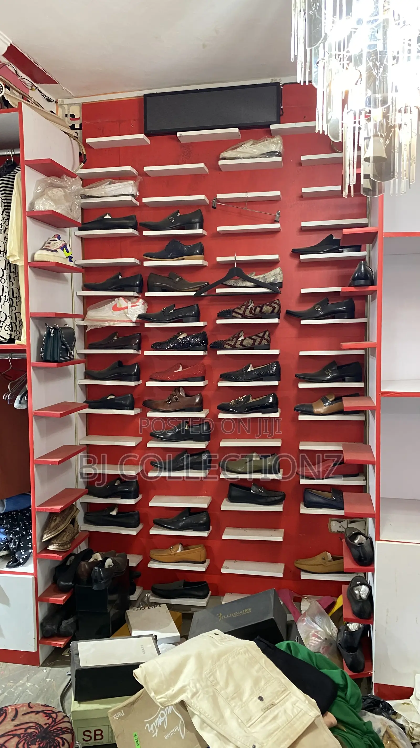 3 Used Shaves With 1 Shoe Display Furniture for Sell