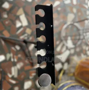 Multi-microphone Holder Mounted On A Microphone Stand.