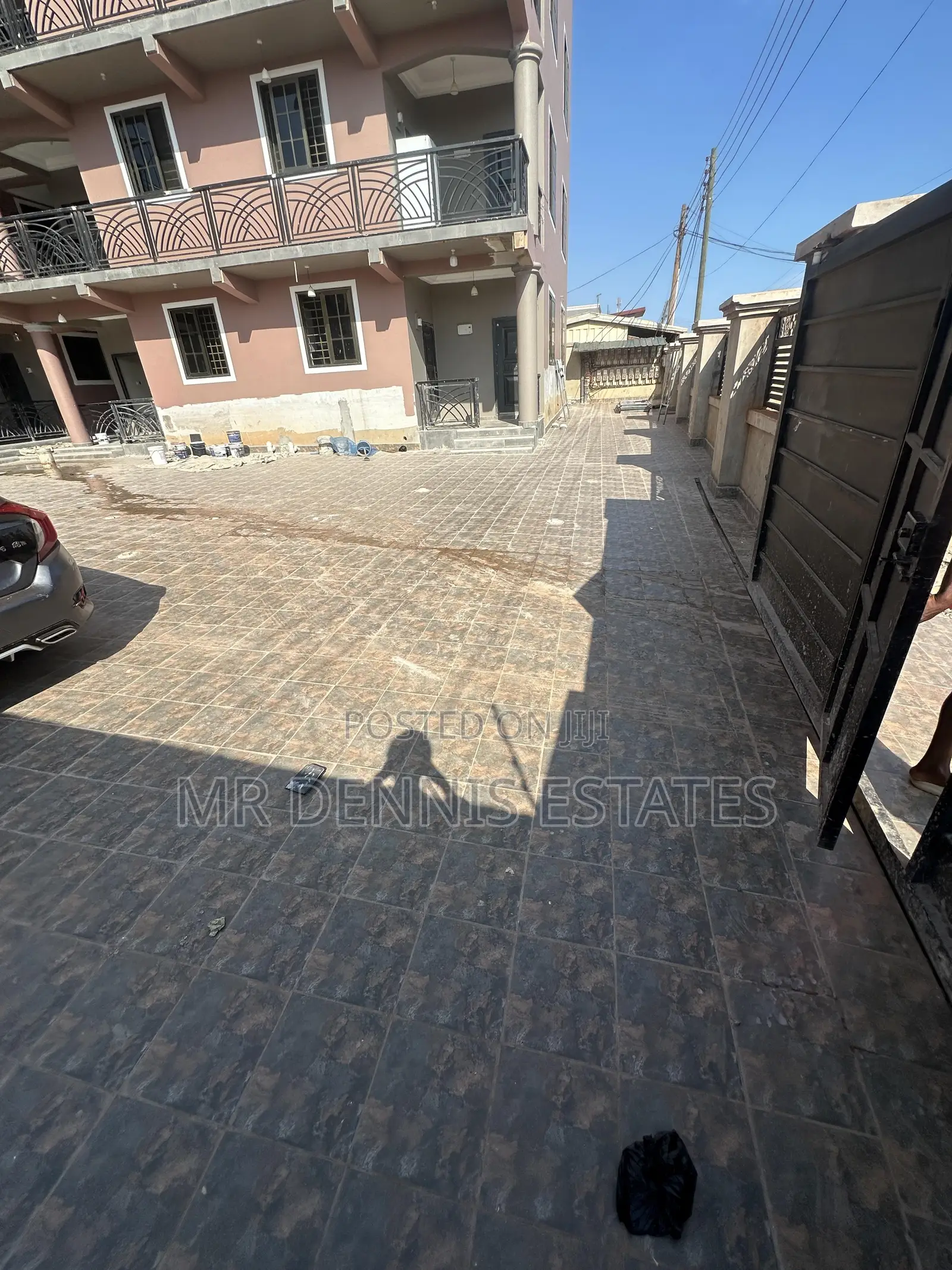 1bdrm Room & Parlour in Weija, West Hills Mall Area for rent