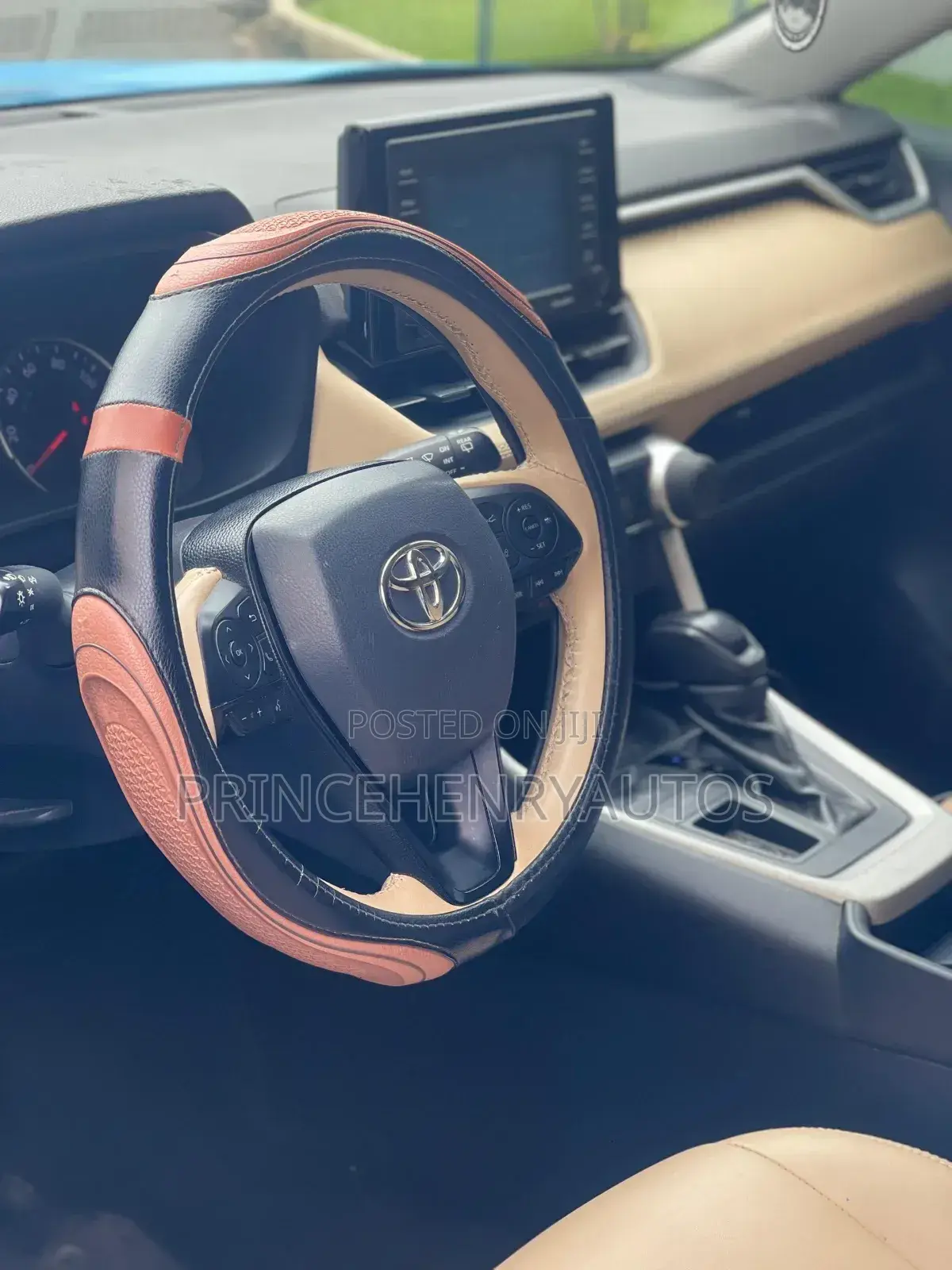 Toyota RAV4 2020 Blue