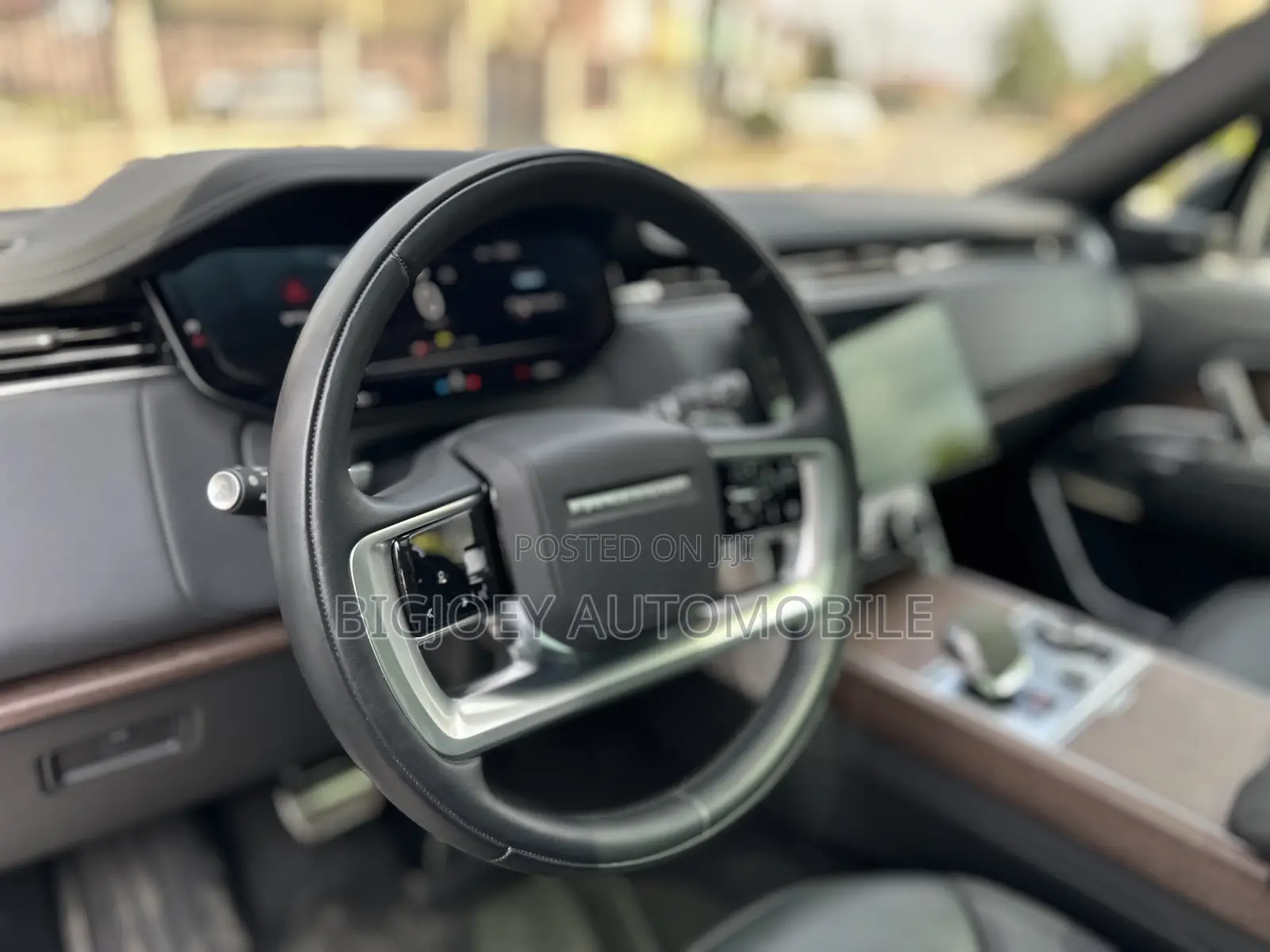 Land Rover Range Rover Vogue 2024 Brown