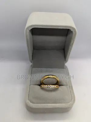 Round 2 Piece Wedding Rings (Swipe For More)