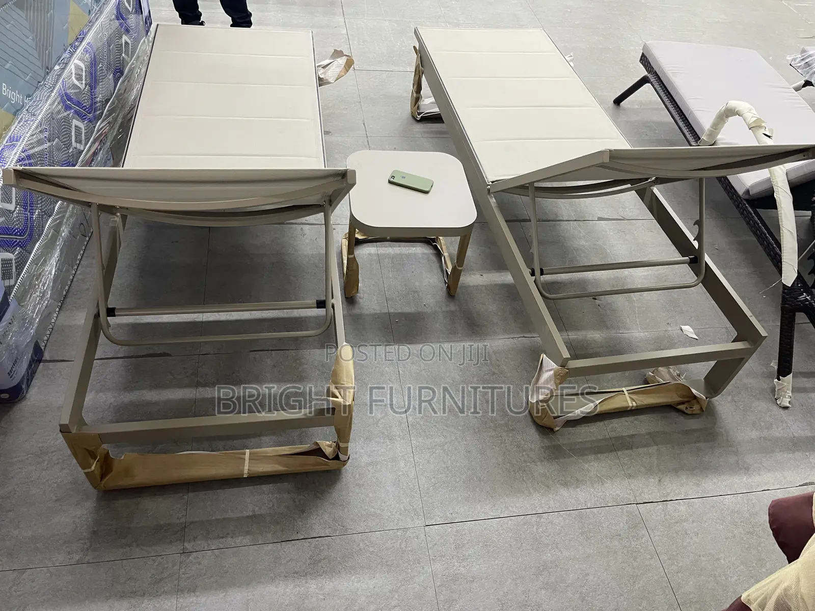 Outdoor Pool Sun Beach Lounge With Center Table