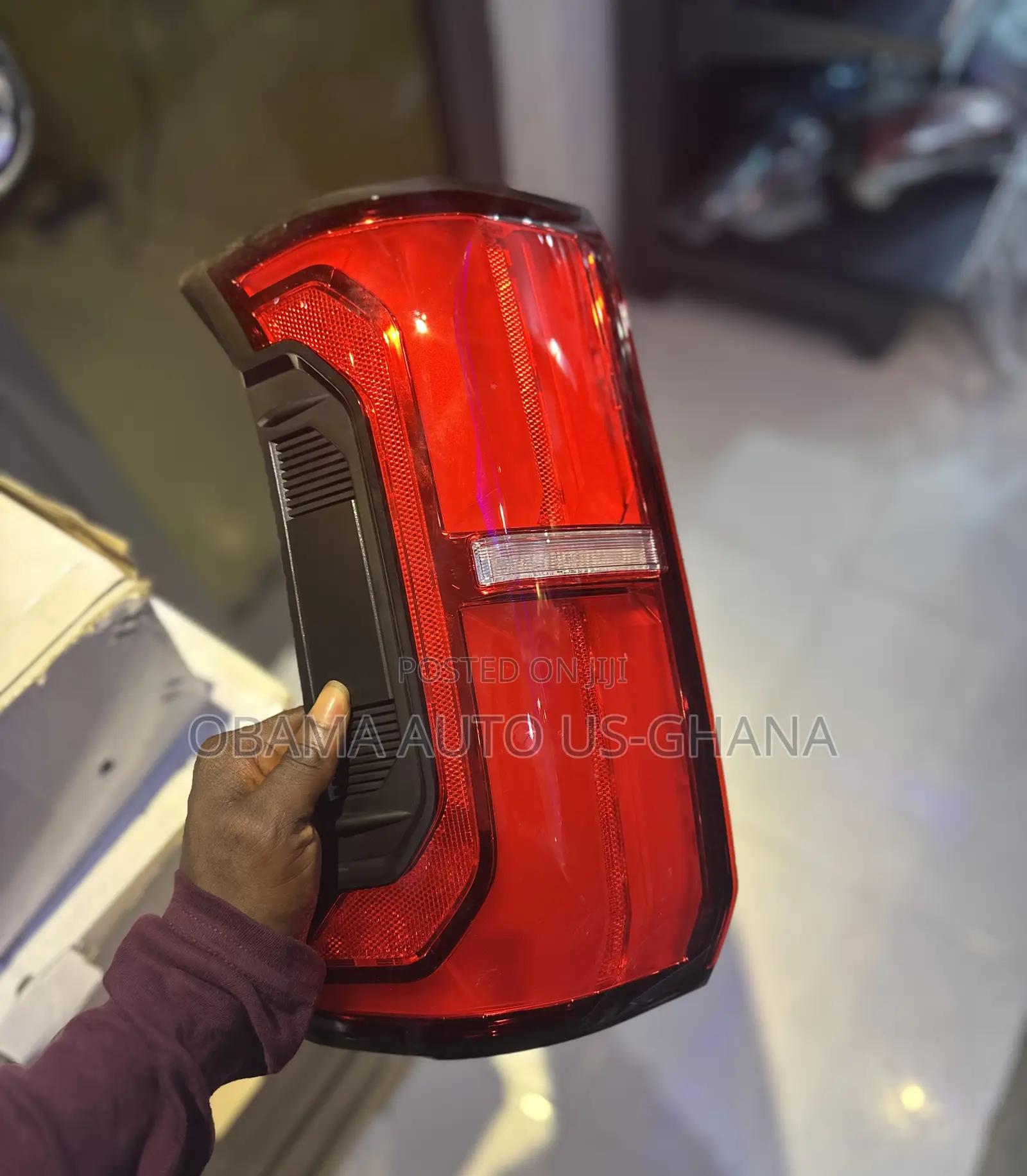 Toyota Tacoma 2024 Taillight / Original Tail Light