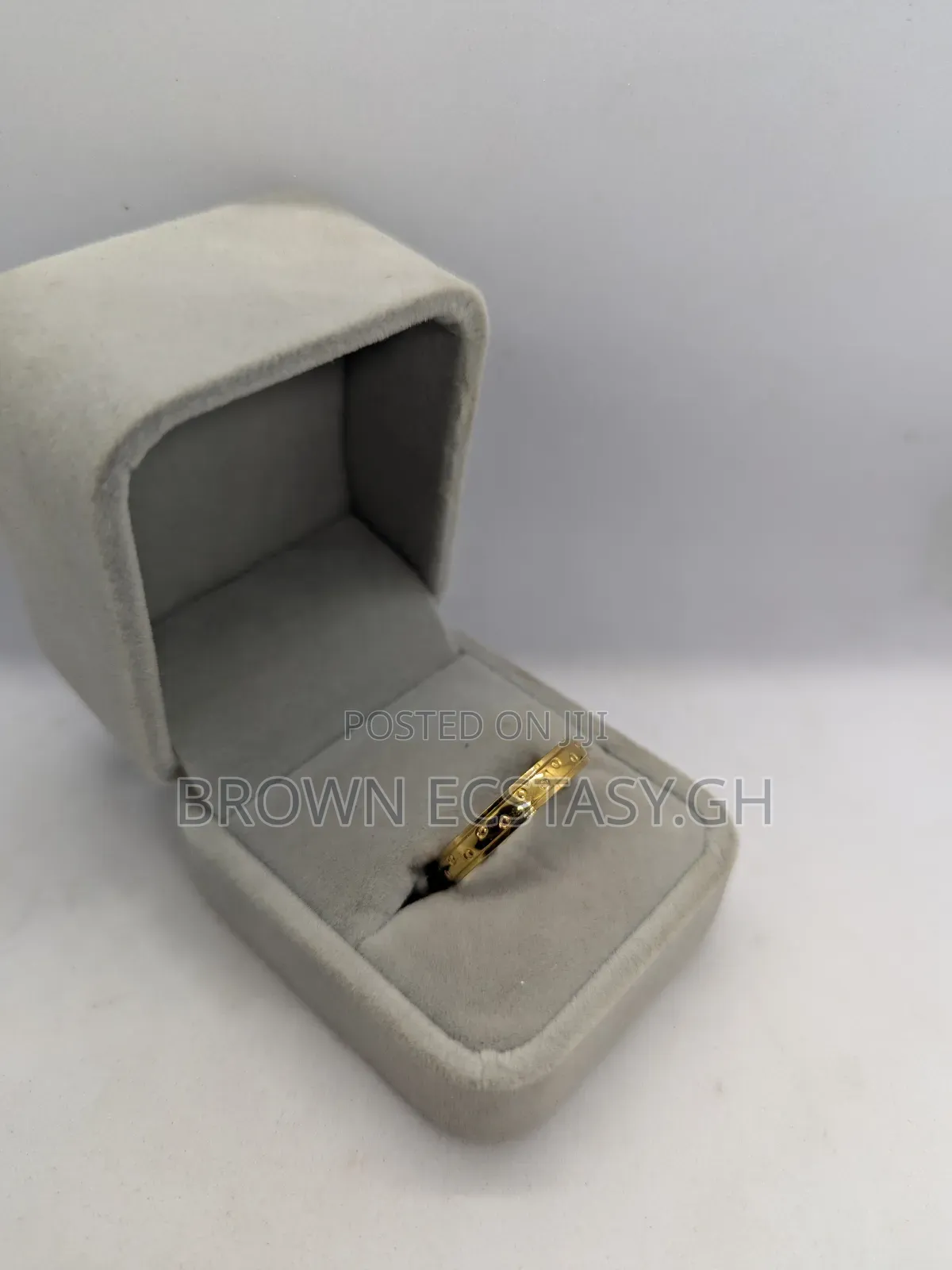 Single Wedding Rings (Swipe)