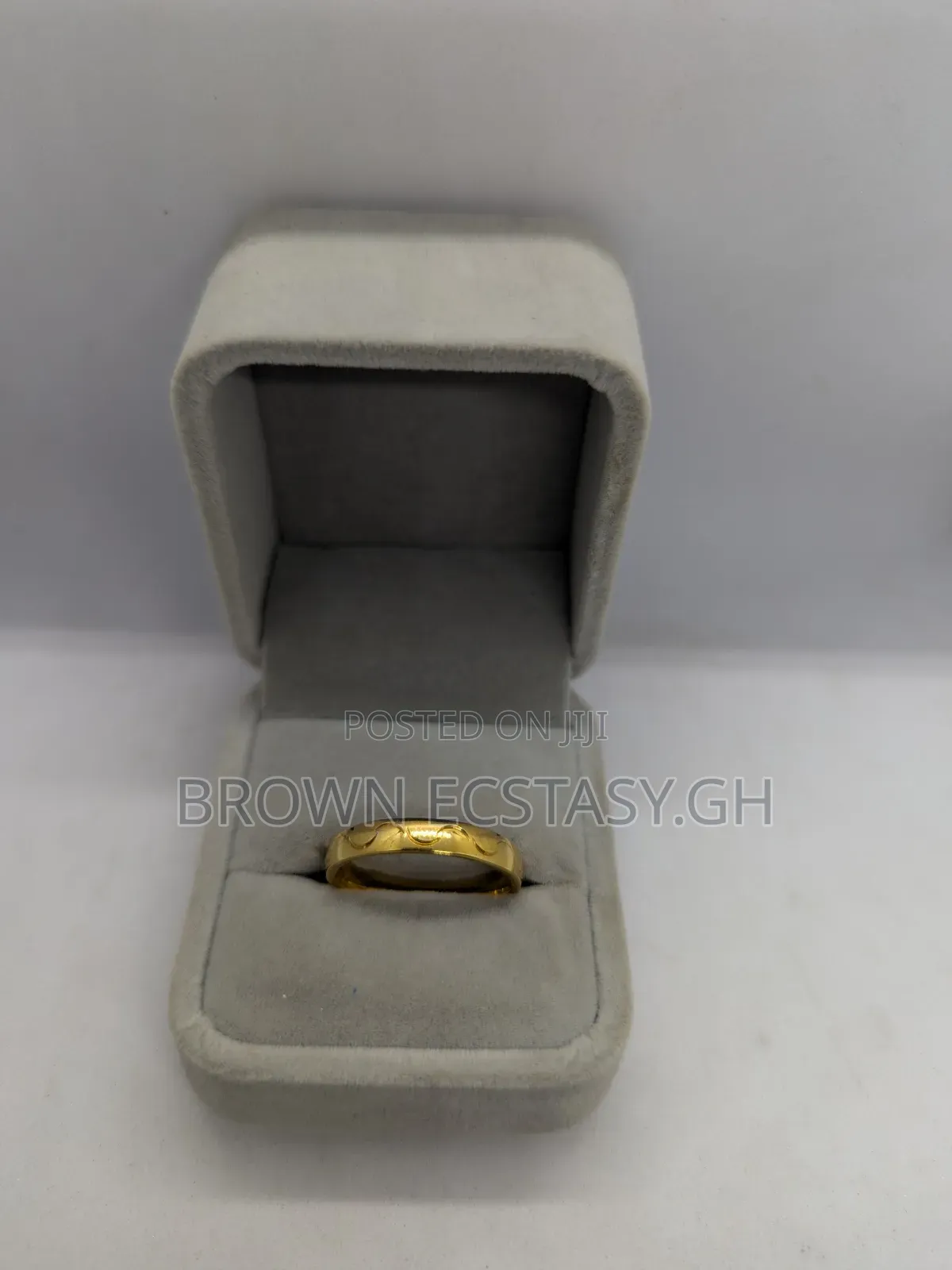 Single Wedding Rings (Swipe)