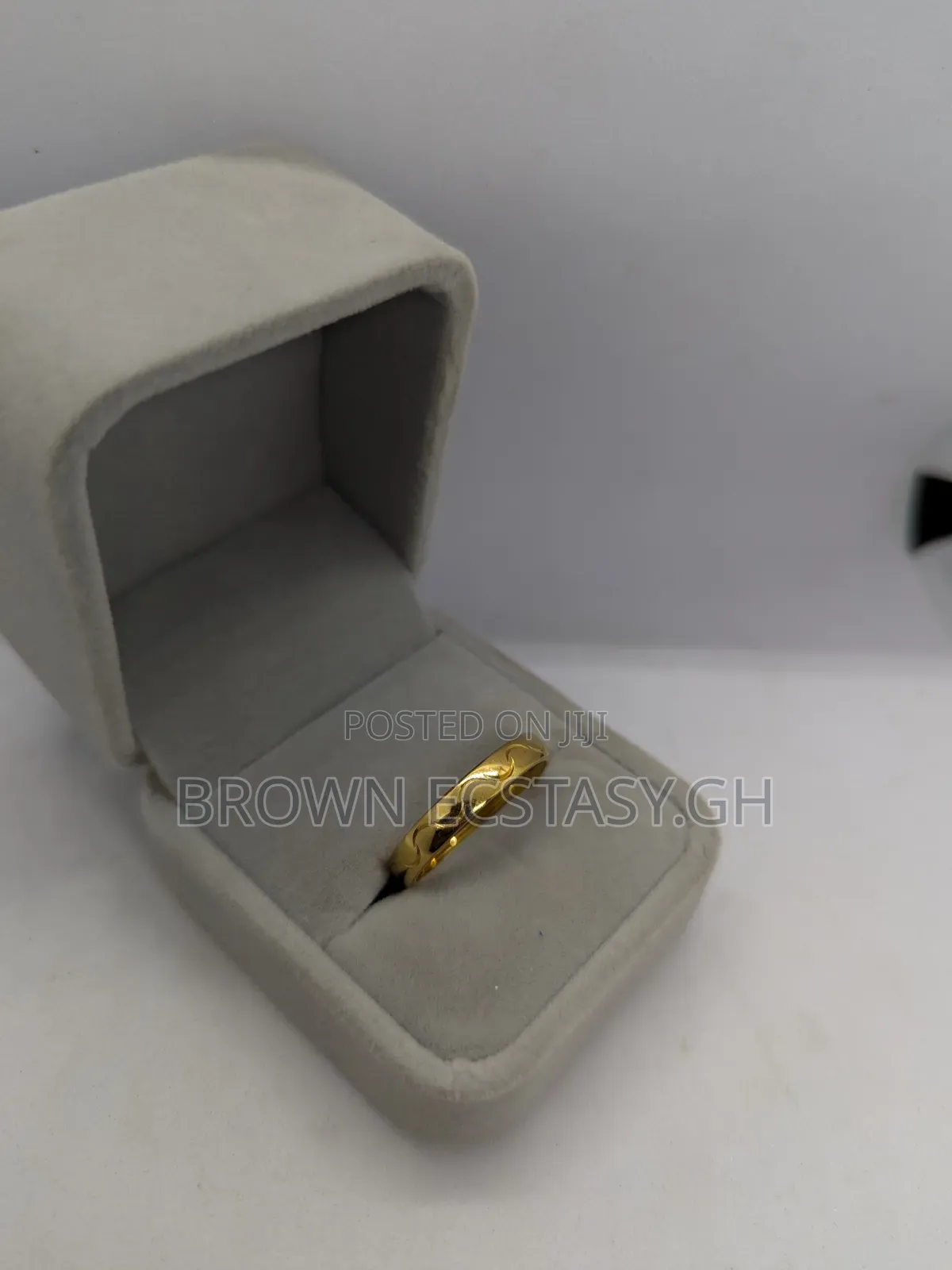 Single Wedding Rings (Swipe)