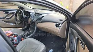 Hyundai Elantra 2014 Gray
