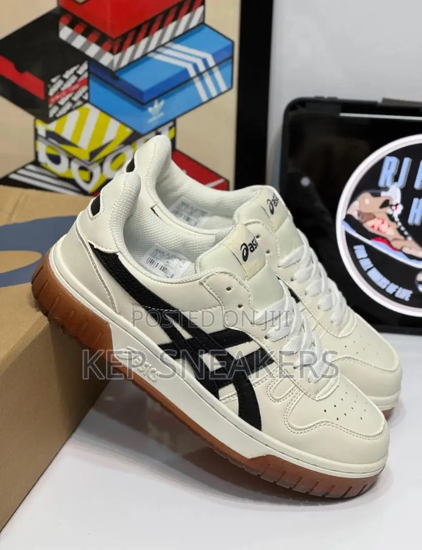 Asics Court Mz
