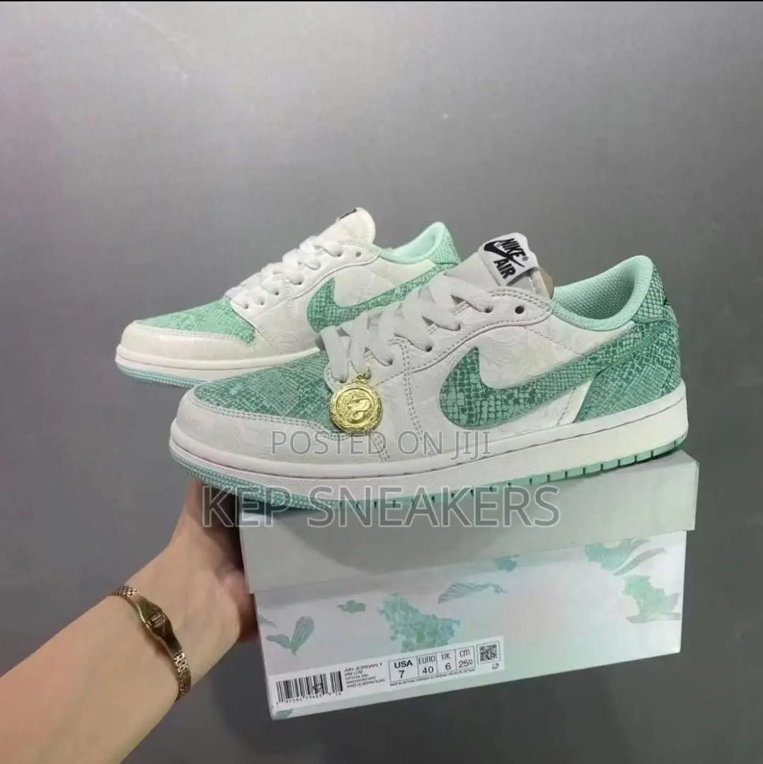 Nike Air Jordan 1 Retro Low Og "Year of the Snake
