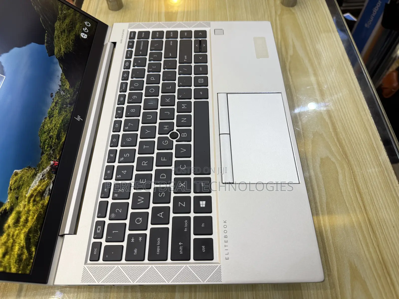 New Laptop HP EliteBook 845 G7 16GB AMD Ryzen 5 SSD 256GB