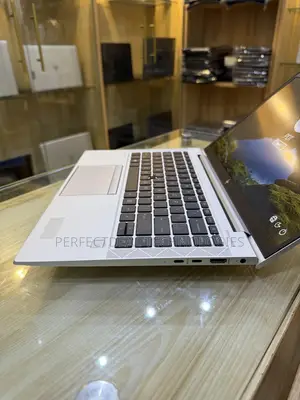 New Laptop HP EliteBook 845 G7 16GB AMD Ryzen 5 SSD 256GB