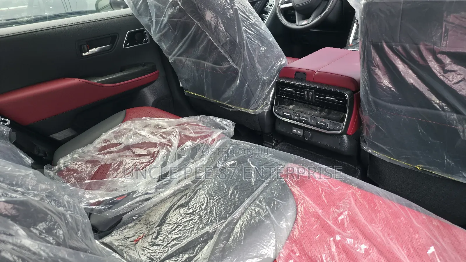 Toyota Land Cruiser LC300 2025 Black