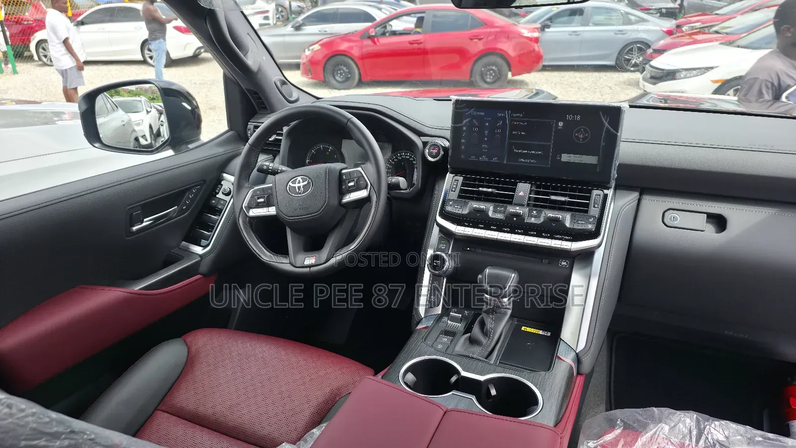 Toyota Land Cruiser LC300 2025 Black