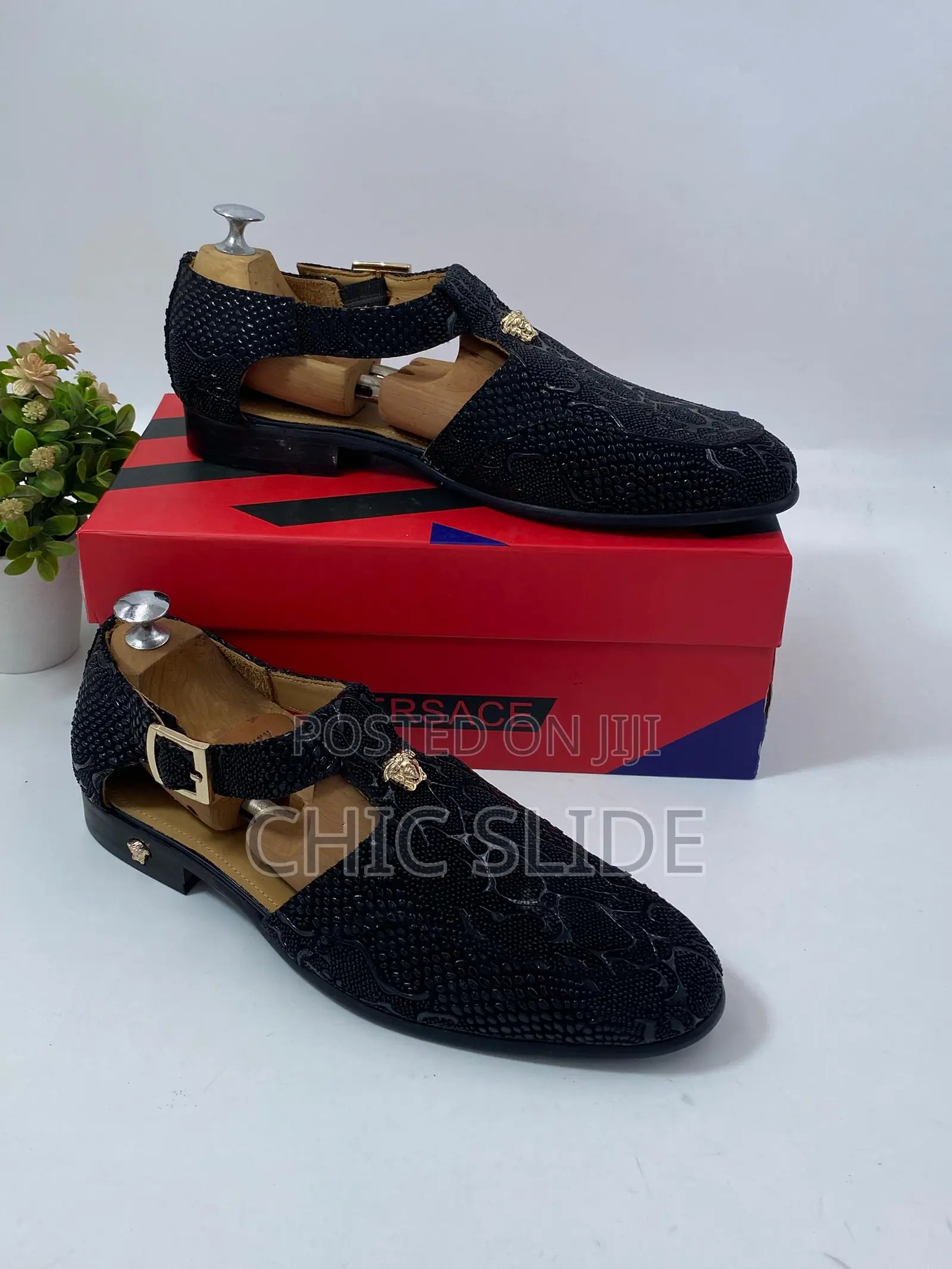 Newest Shoe Set