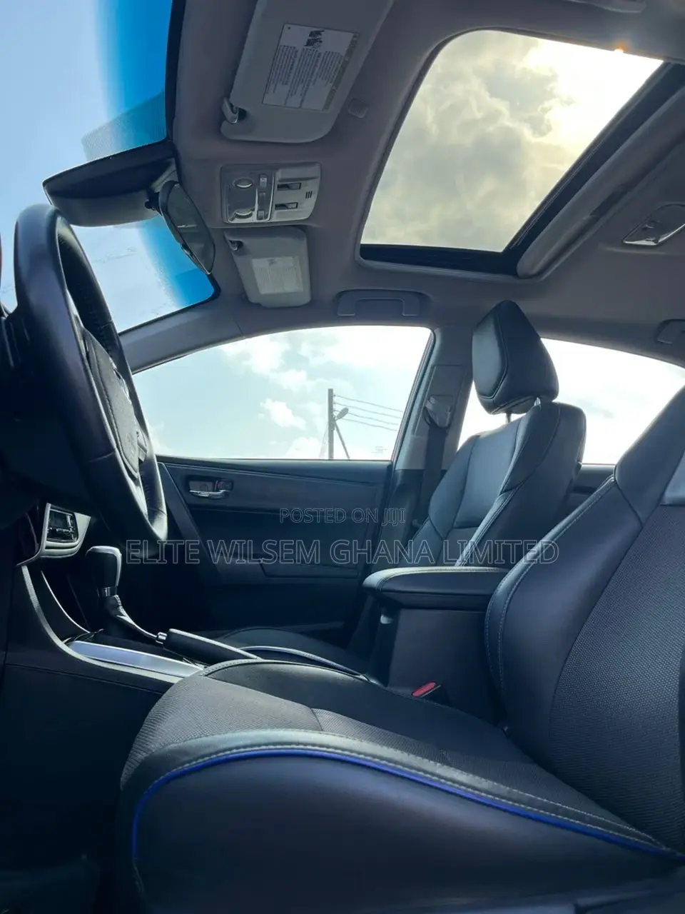 Toyota Corolla SE (1.8L 4cyl 2A) 2019 Red