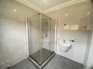 4bdrm House in East Legon for rent